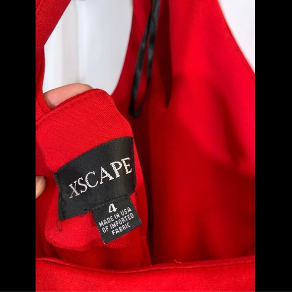 NEW $188 XSCAPE Keyhole One-Shoulder Evening Gown - Picture 7 of 8